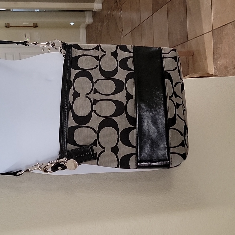 COACH Signature C Canvas Shoulder Bag 12825 w/Detachable Strap Black